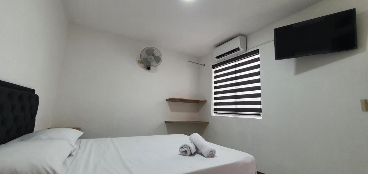 Hotel Picasso 70 Medellin Luaran gambar